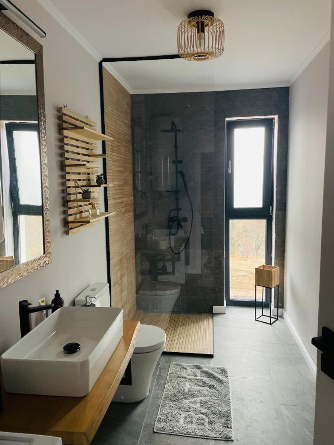 Bran Place La Odaie Simon Luaran gambar